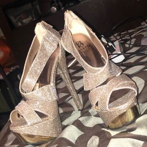 Gold Scene Heels